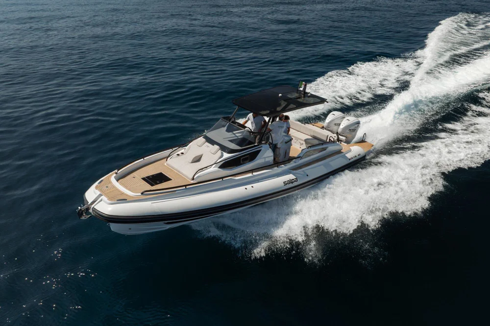 BoatPhoto.alt
