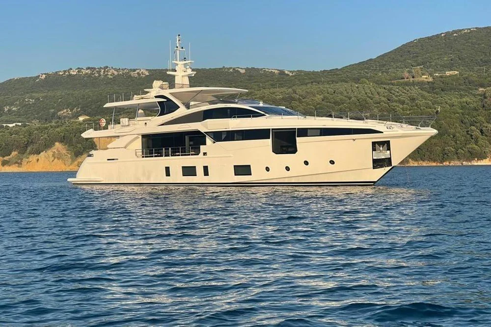 BoatPhoto.alt