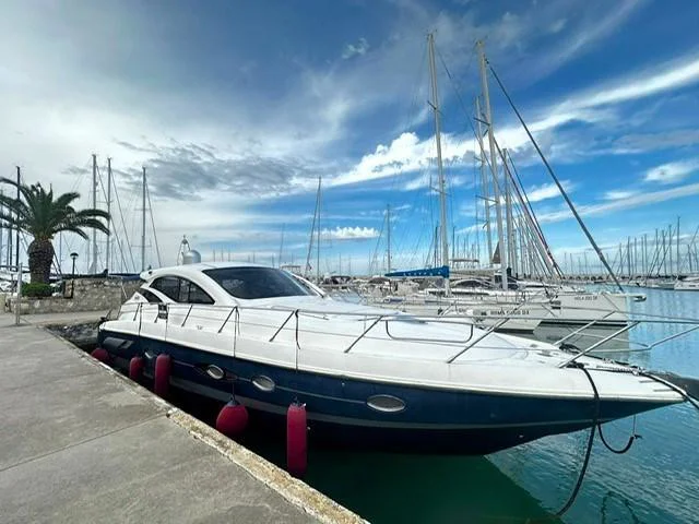 2010 Blu Martin Yachts Sun Top 13.90 for sale in Italy