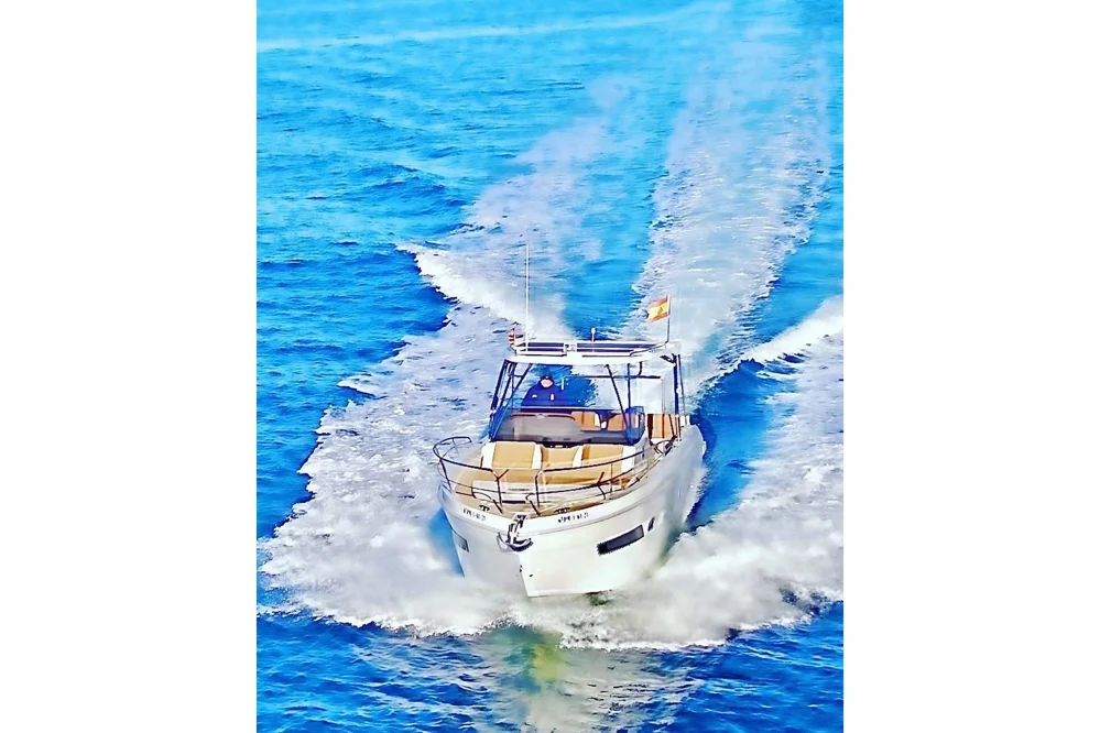BoatPhoto.alt