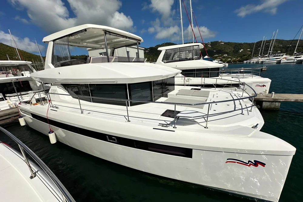 BoatPhoto.coverAlt