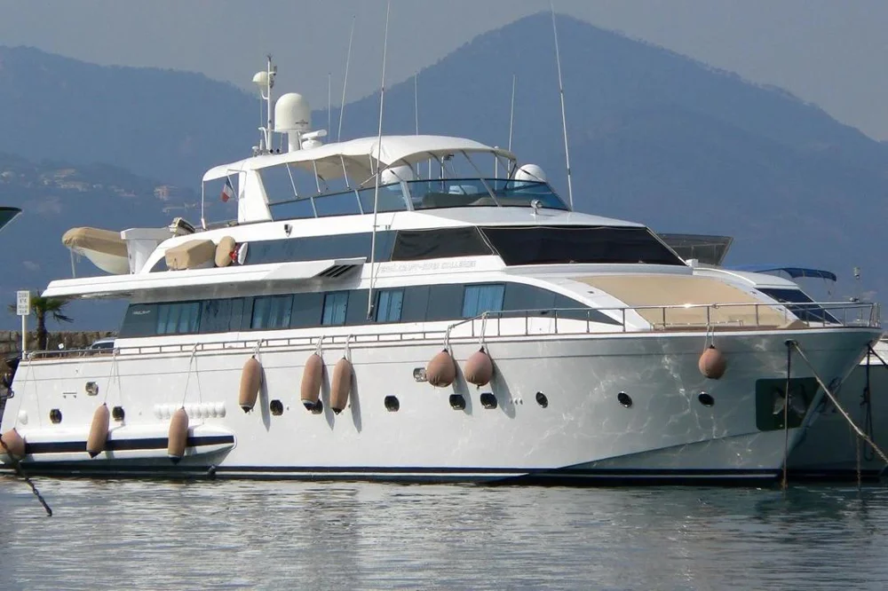 BoatPhoto.alt