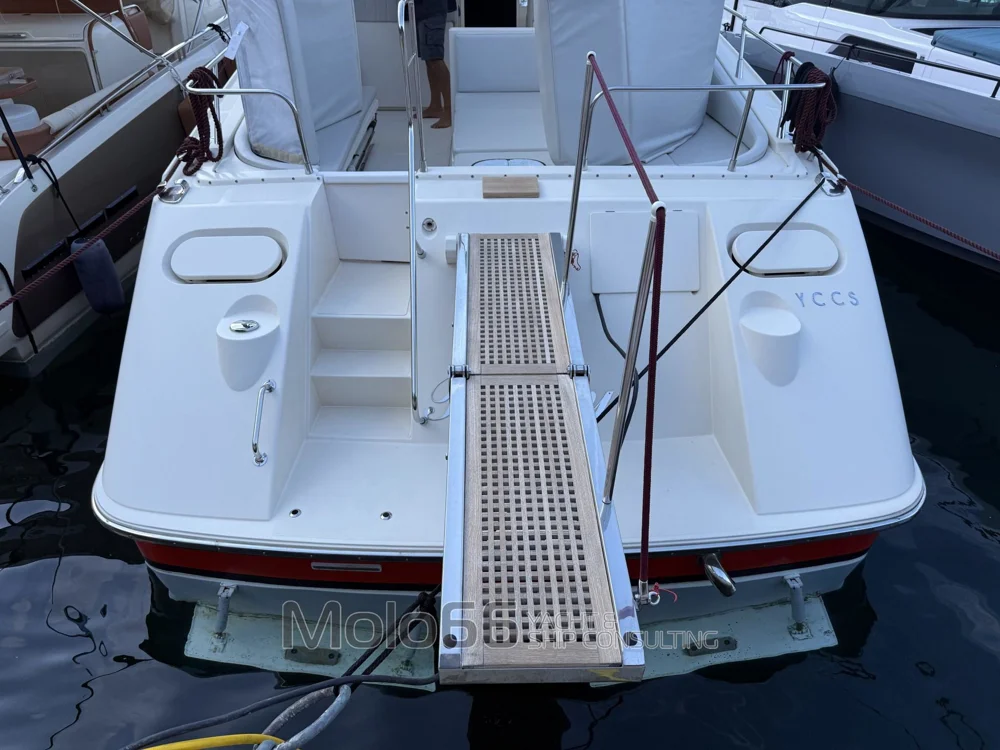 BoatPhoto.alt
