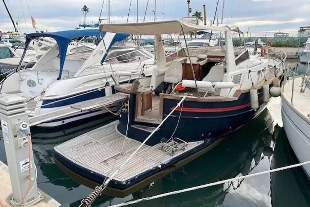 BoatPhoto.alt