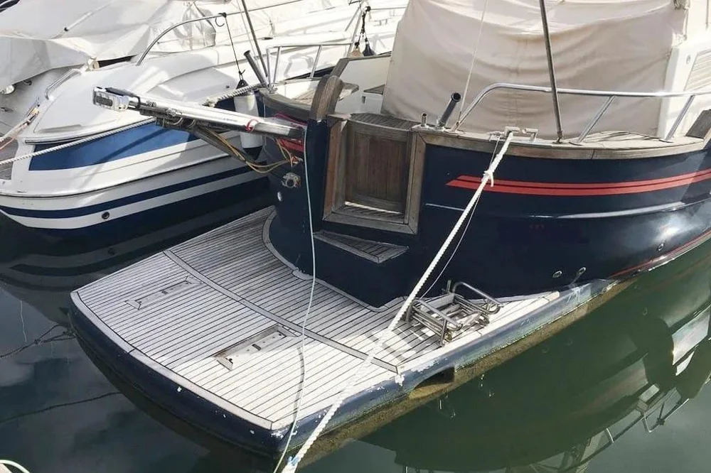 BoatPhoto.alt