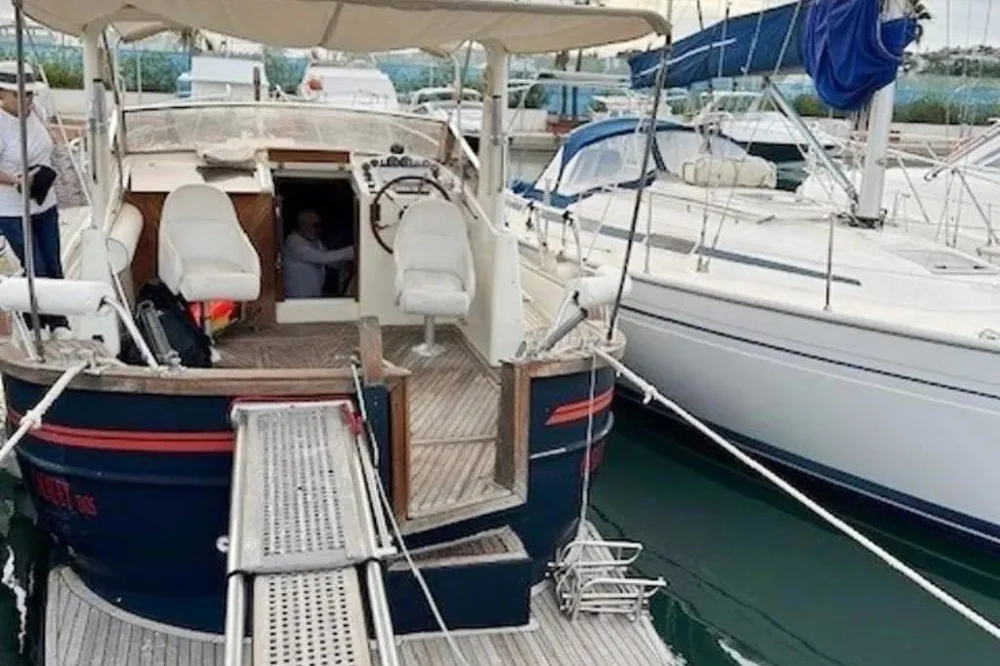 BoatPhoto.alt