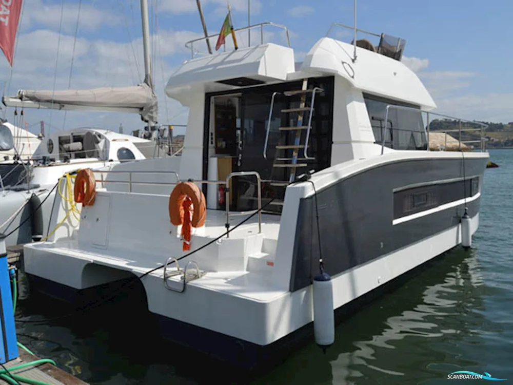BoatPhoto.coverAlt
