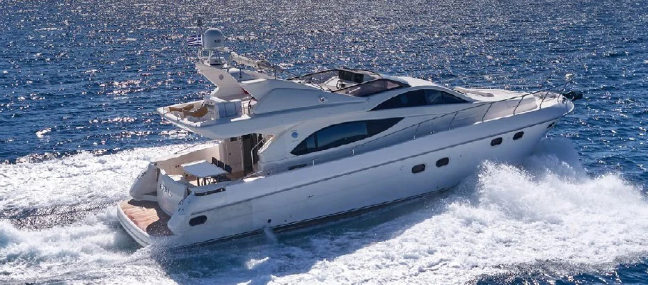 BoatPhoto.coverAlt
