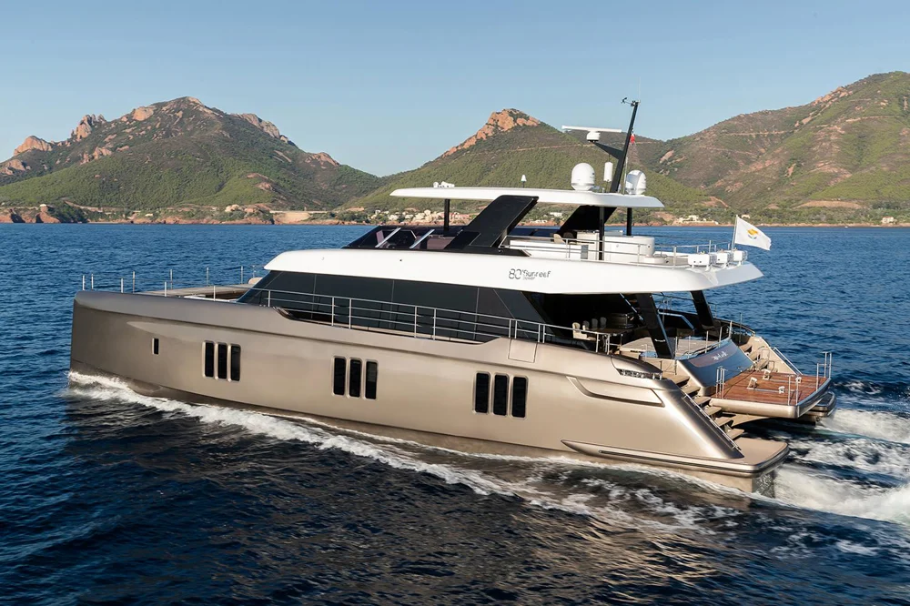 BoatPhoto.coverAlt