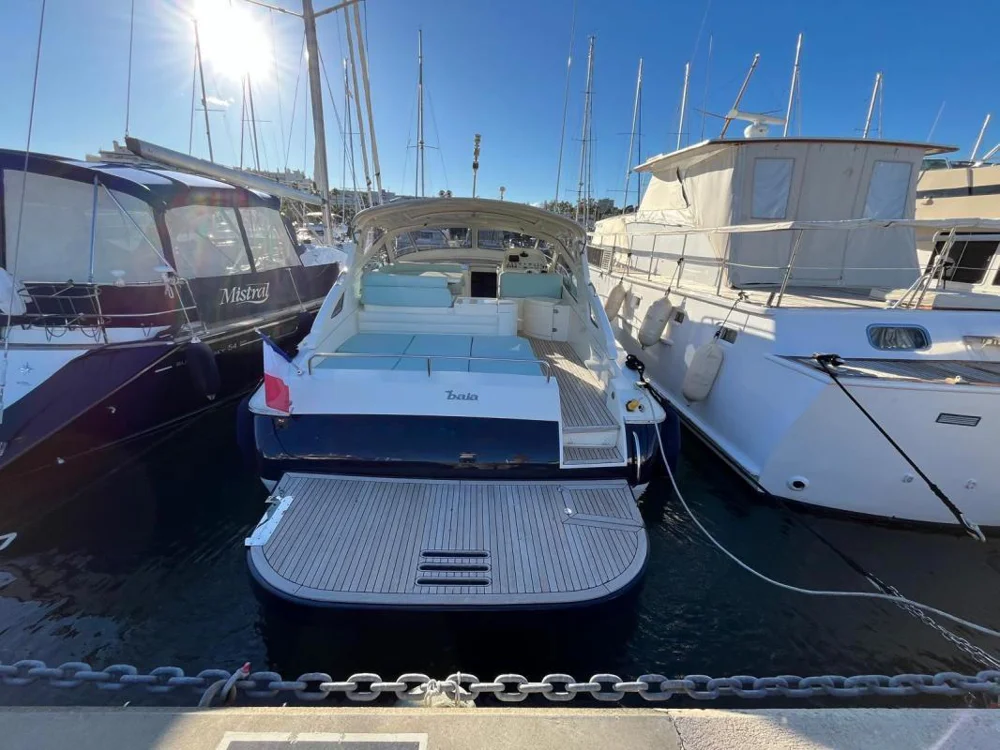 BoatPhoto.alt