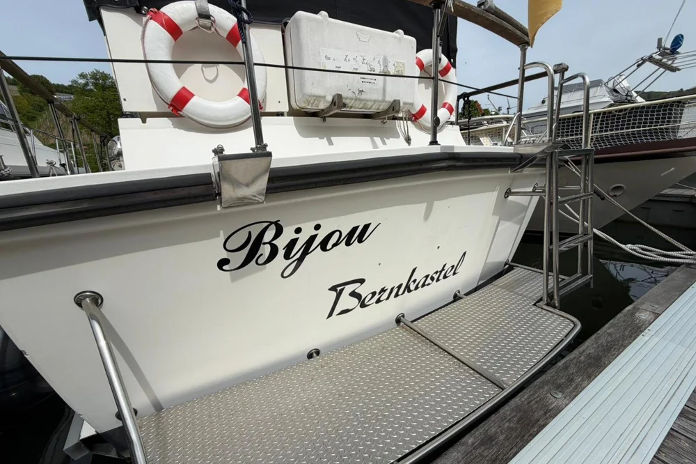 BoatPhoto.alt