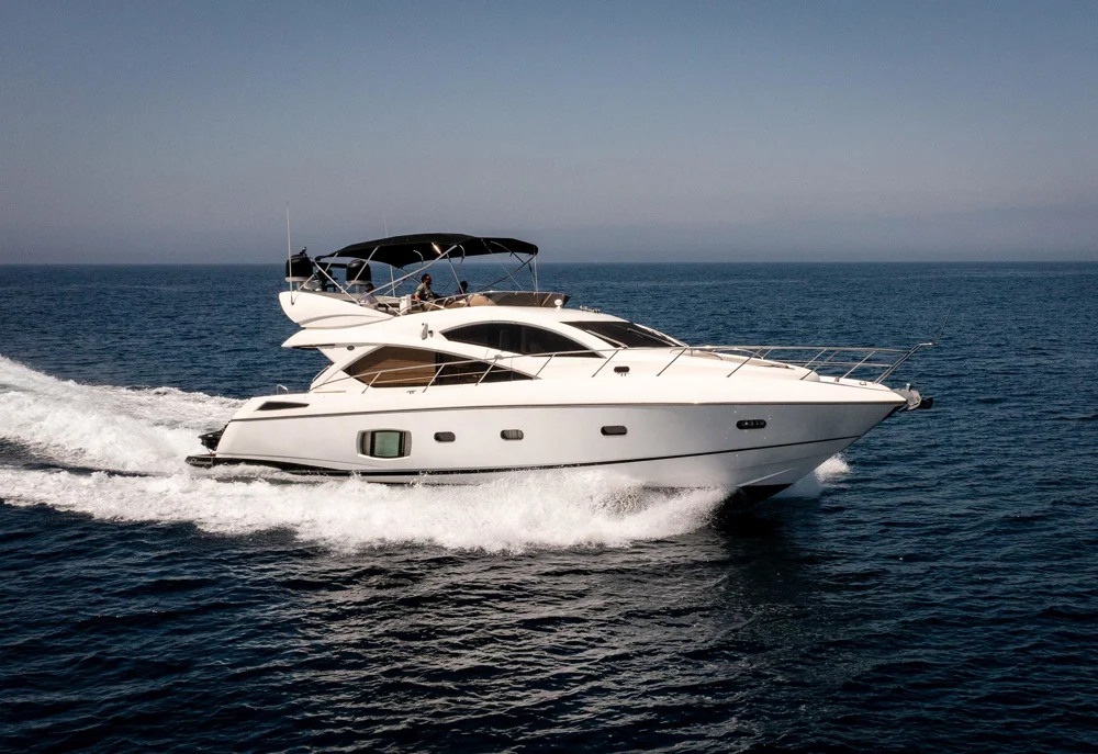 BoatPhoto.coverAlt