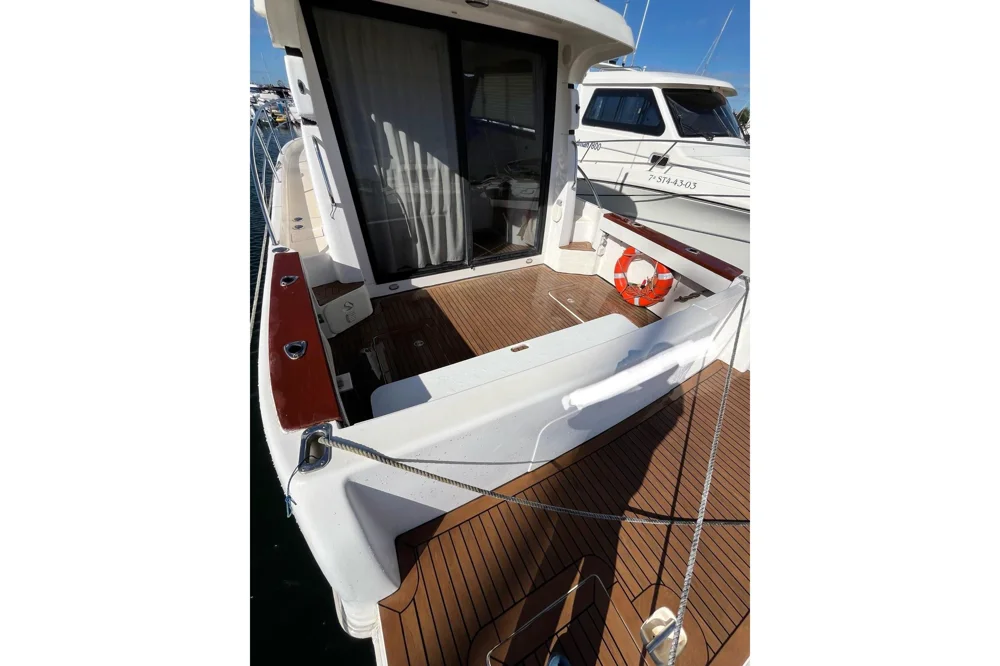 BoatPhoto.alt