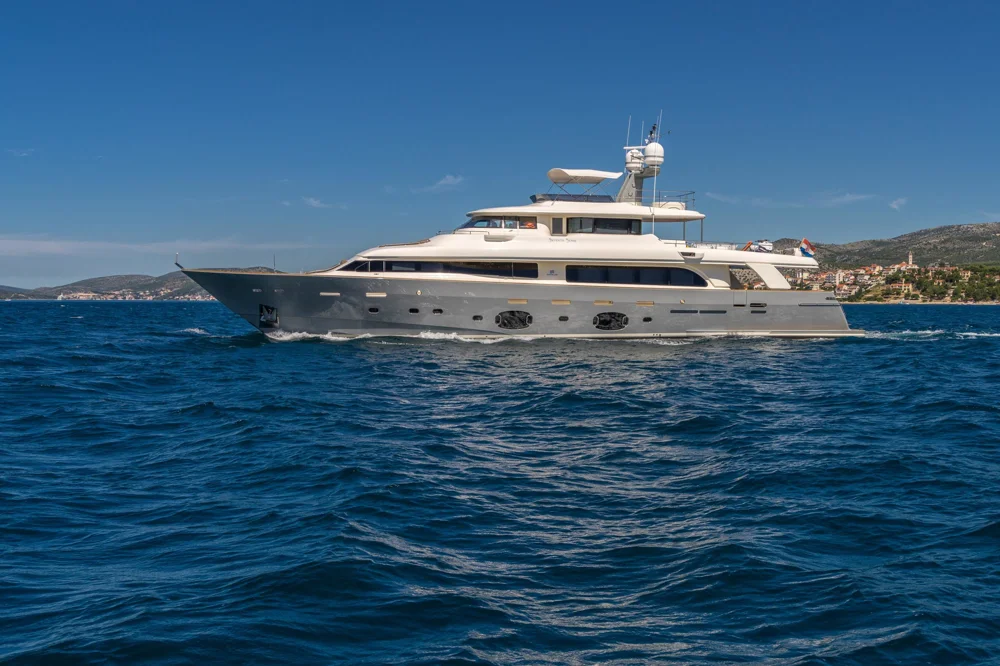 2008 Custom Line Navetta 33 for sale in Zadar, Croatia, photo 2 of 5