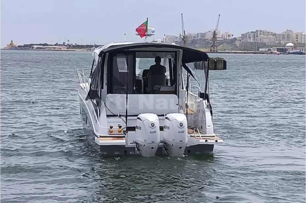 BoatPhoto.alt