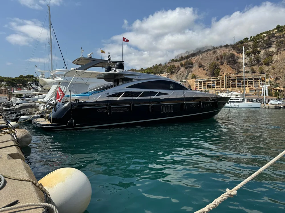 BoatPhoto.coverAlt