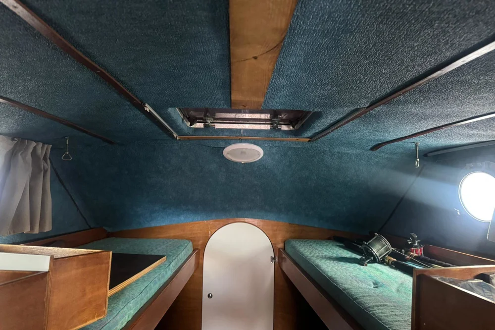 BoatPhoto.alt