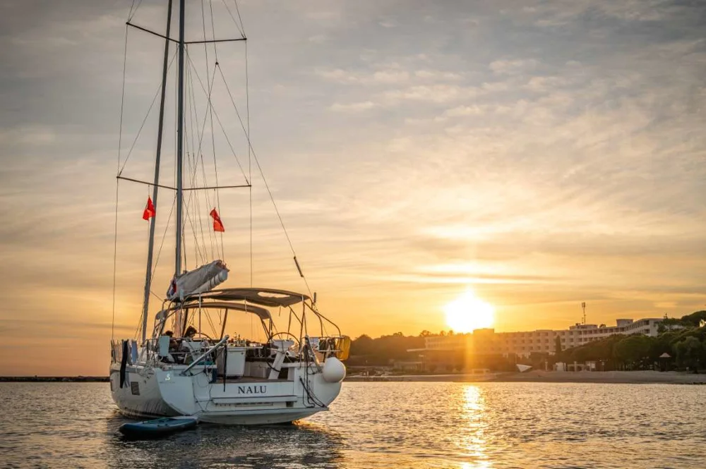 BoatPhoto.alt