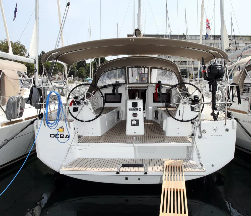 BoatPhoto.alt