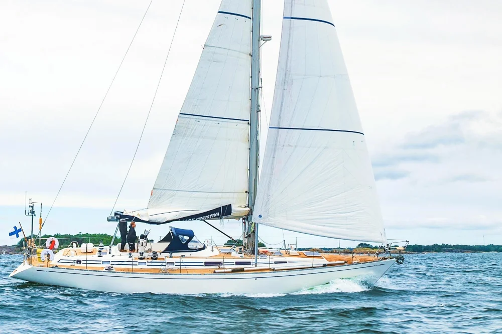 BoatPhoto.coverAlt