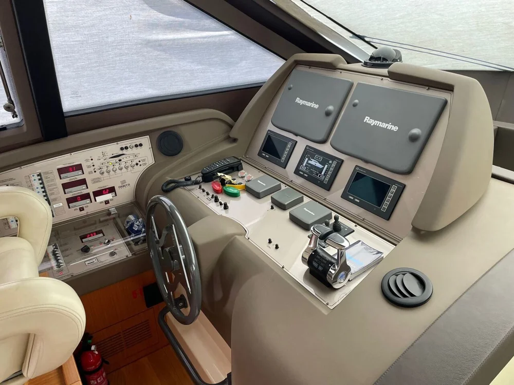 BoatPhoto.alt