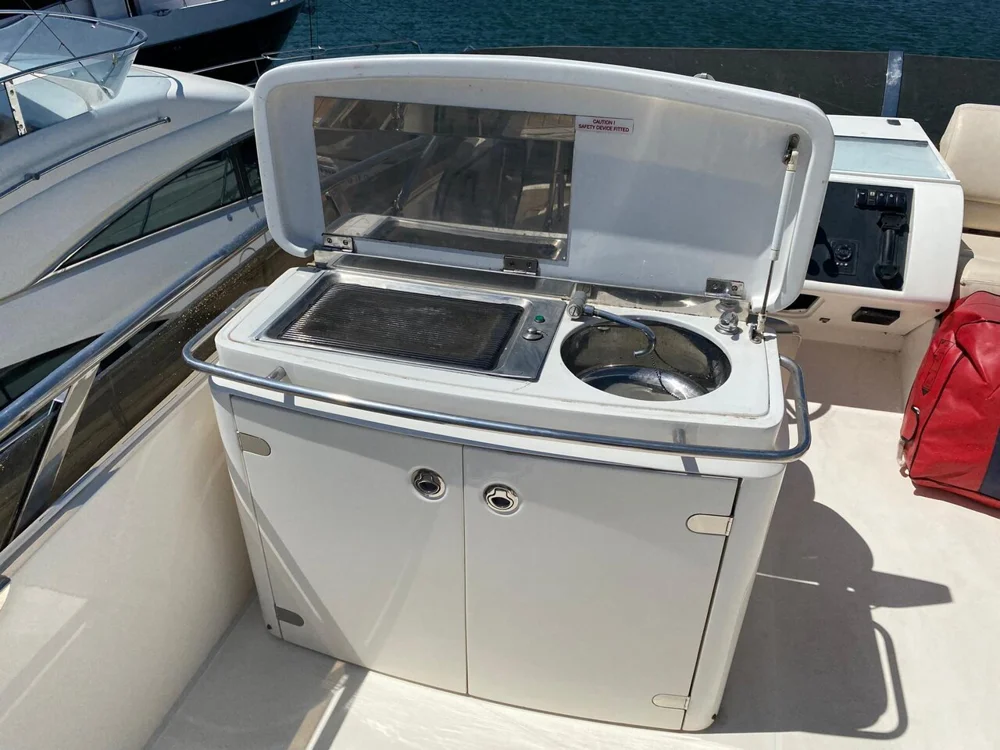 2009 Princess Yachts Princess 50 for sale in Istanbul, Turkey, photo 5 of 10