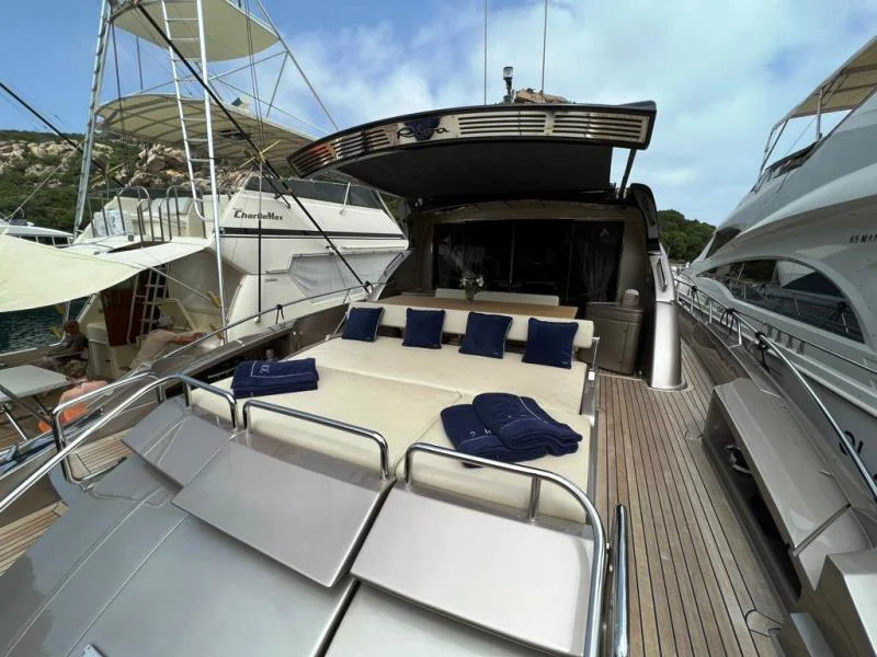 BoatPhoto.coverAlt