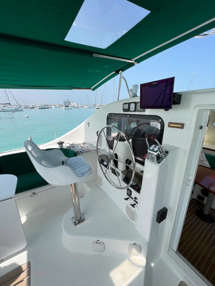 BoatPhoto.alt