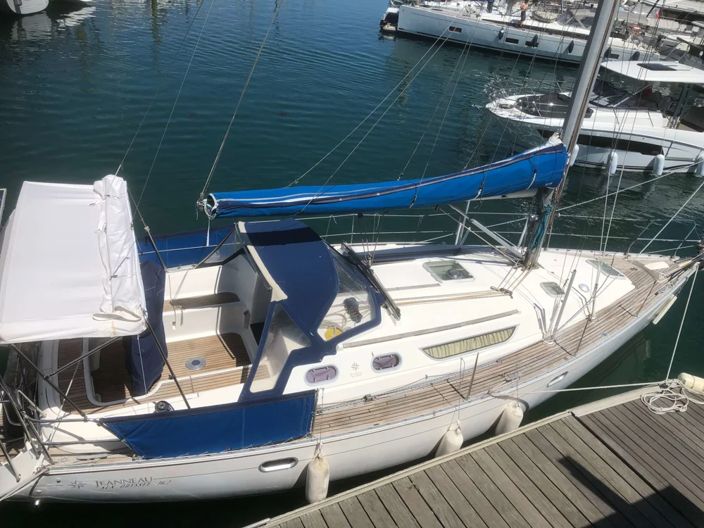 BoatPhoto.coverAlt