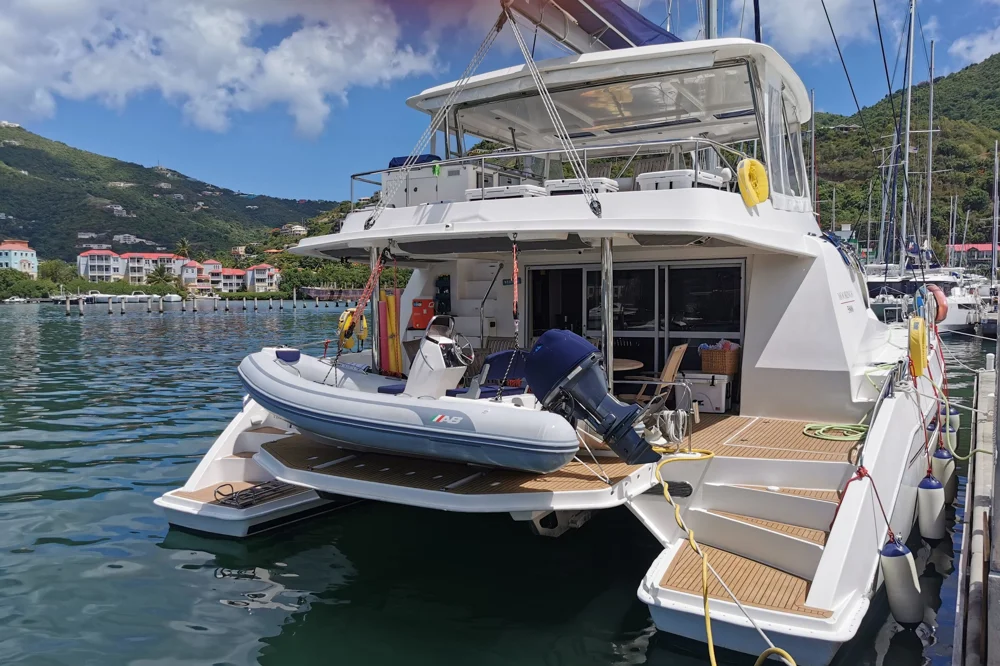 BoatPhoto.coverAlt