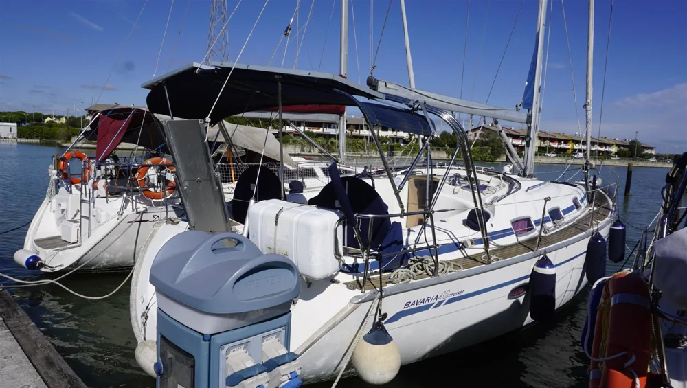 BoatPhoto.alt