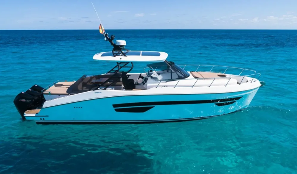 BoatPhoto.coverAlt