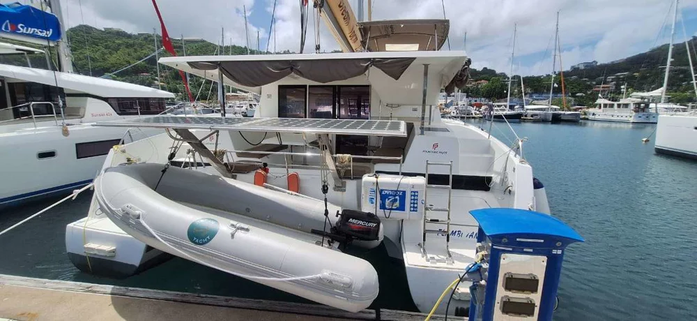 BoatPhoto.alt