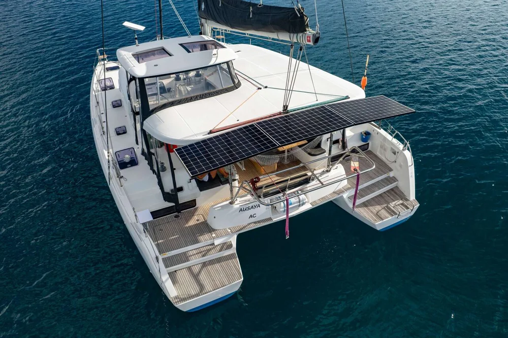 BoatPhoto.alt