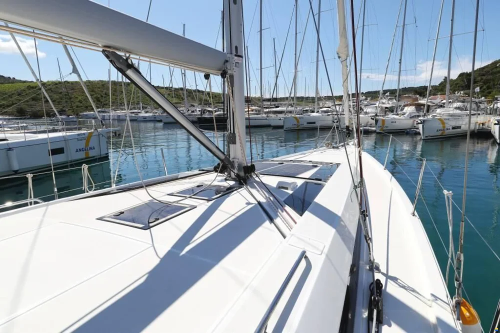 BoatPhoto.coverAlt