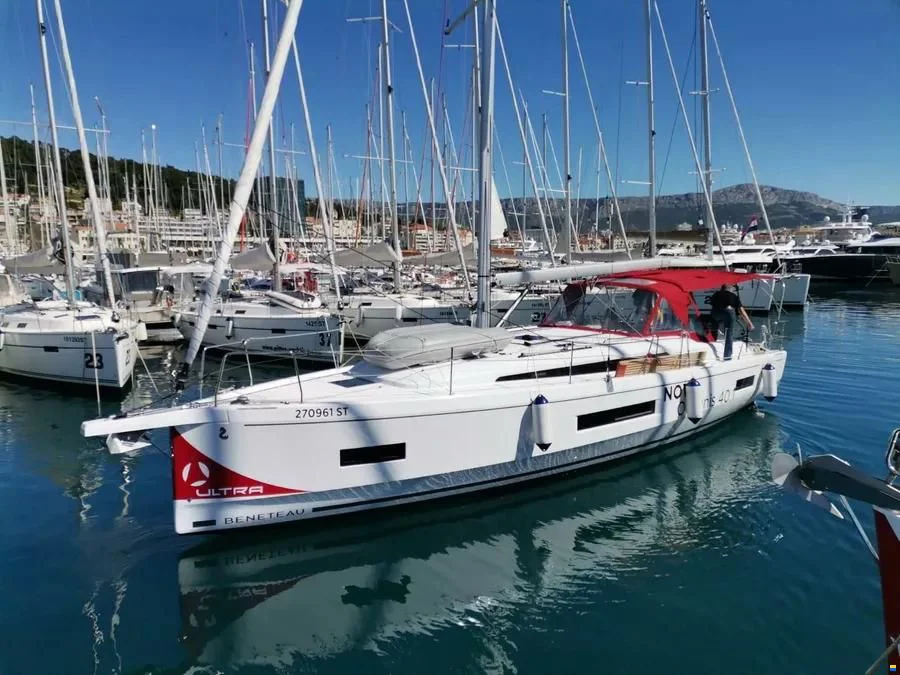 BoatPhoto.coverAlt