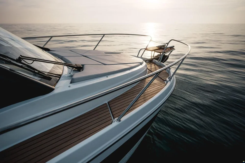 BoatPhoto.coverAlt