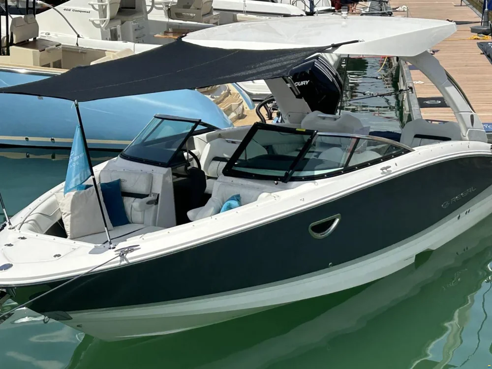 BoatPhoto.coverAlt