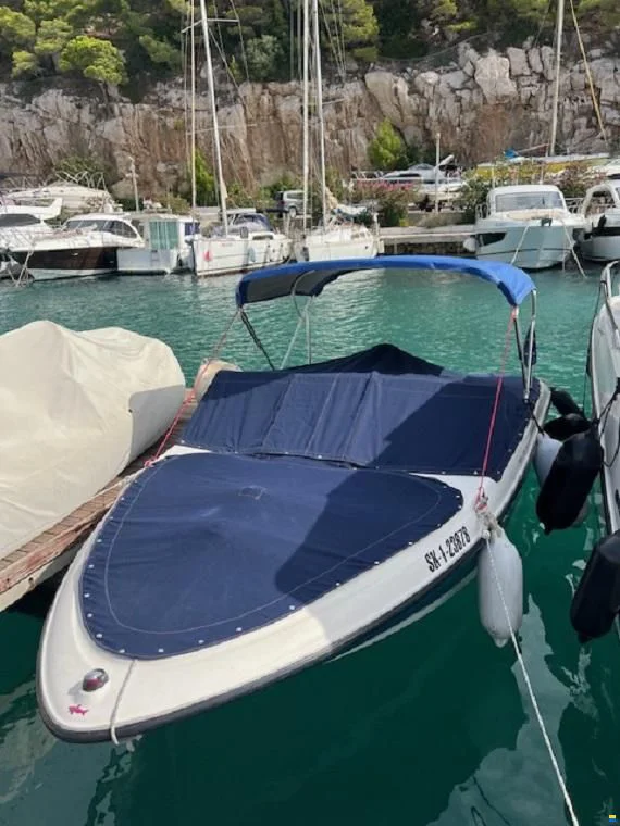 2005 Bayliner 175 Bowrider for sale in Nové Zámky, Slovakia, photo 3 of 5