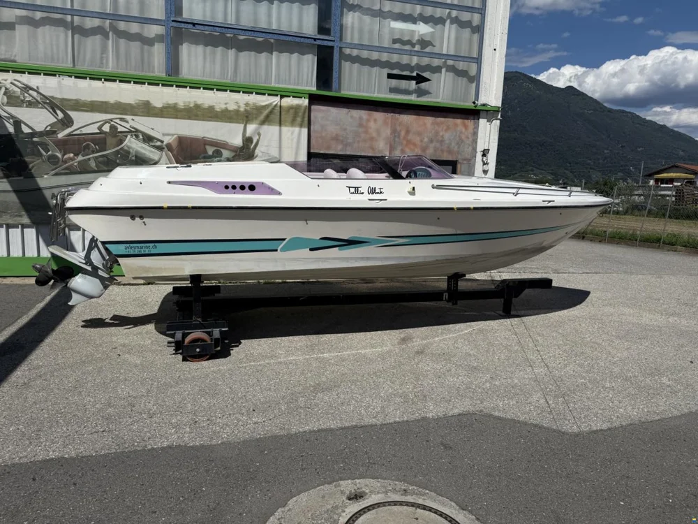 BoatPhoto.coverAlt
