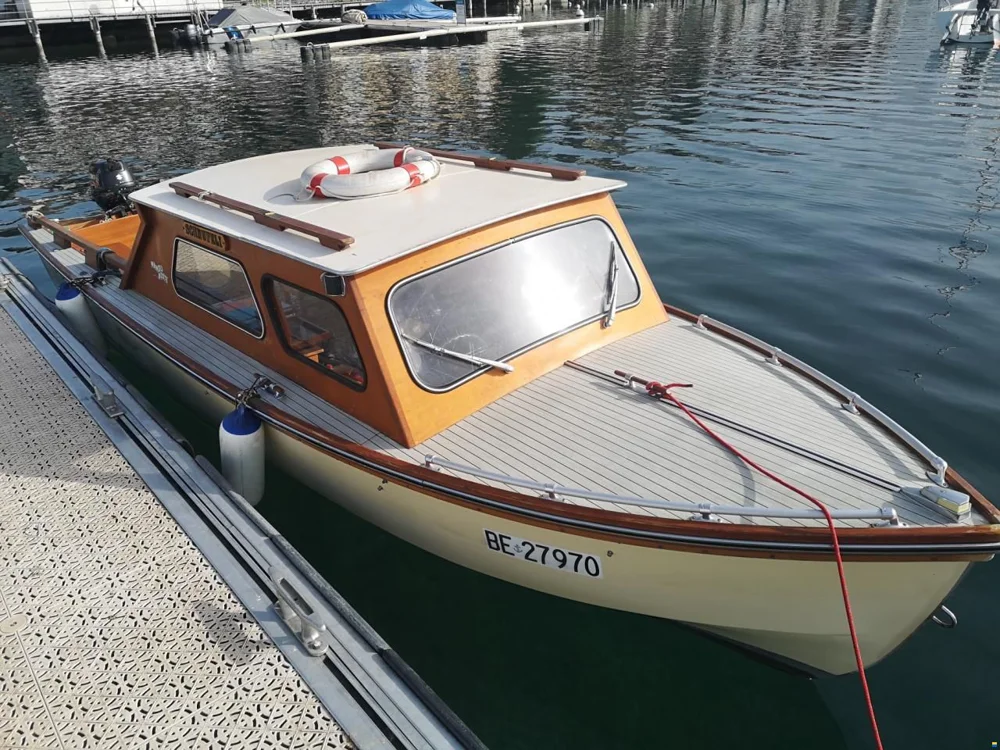 BoatPhoto.coverAlt