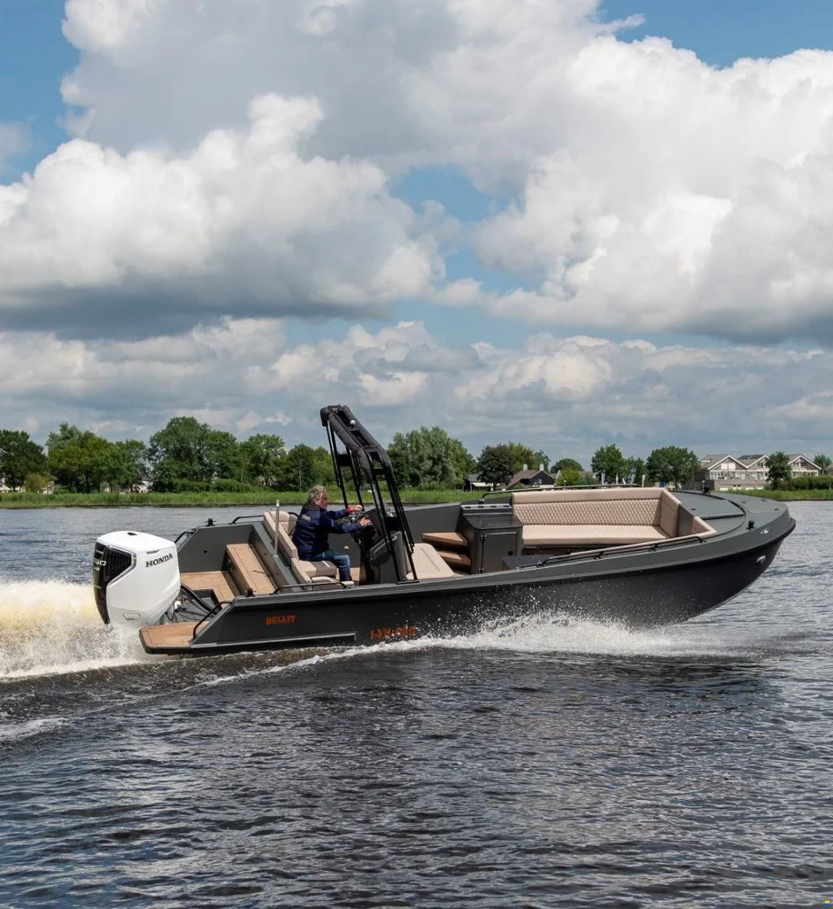 BoatPhoto.coverAlt