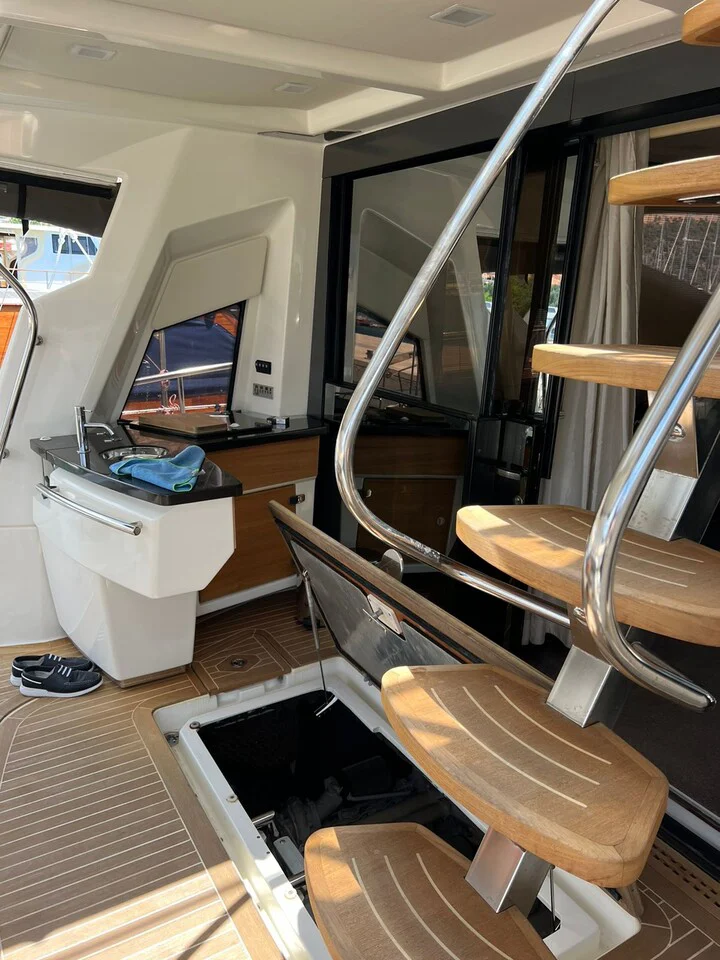 BoatPhoto.alt