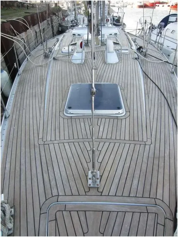 BoatPhoto.alt