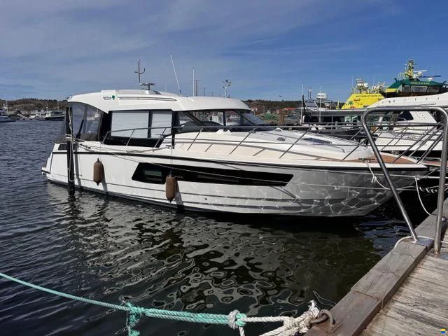 BoatPhoto.coverAlt