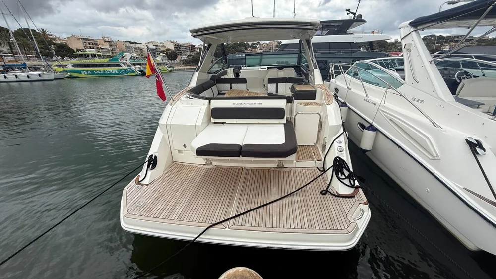 BoatPhoto.alt