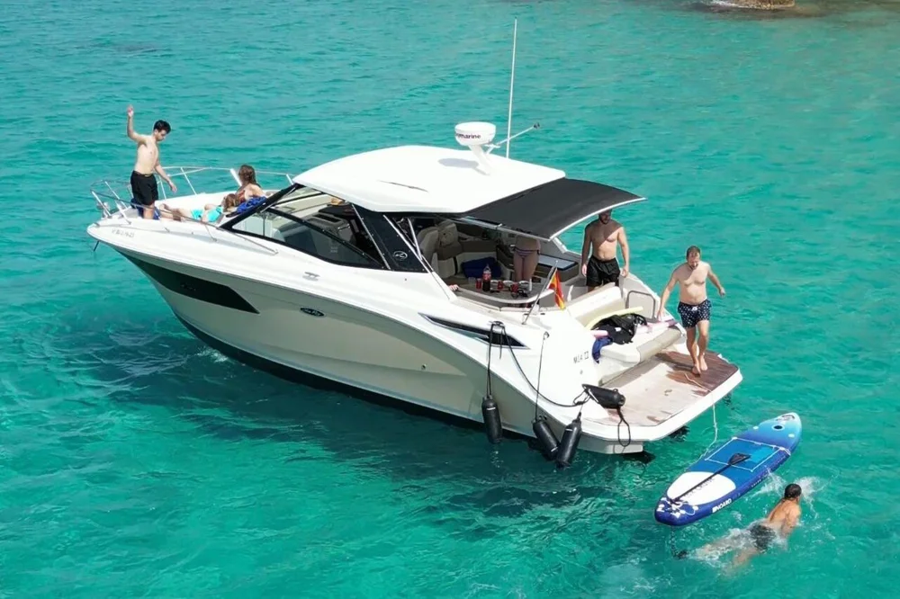 BoatPhoto.coverAlt