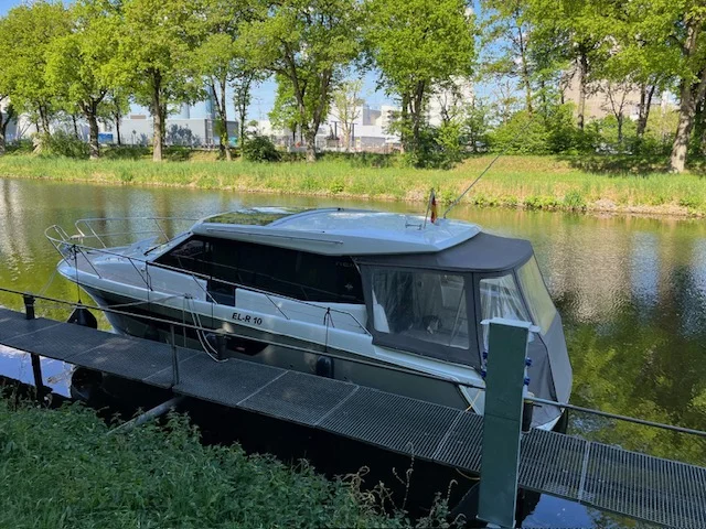 BoatPhoto.alt