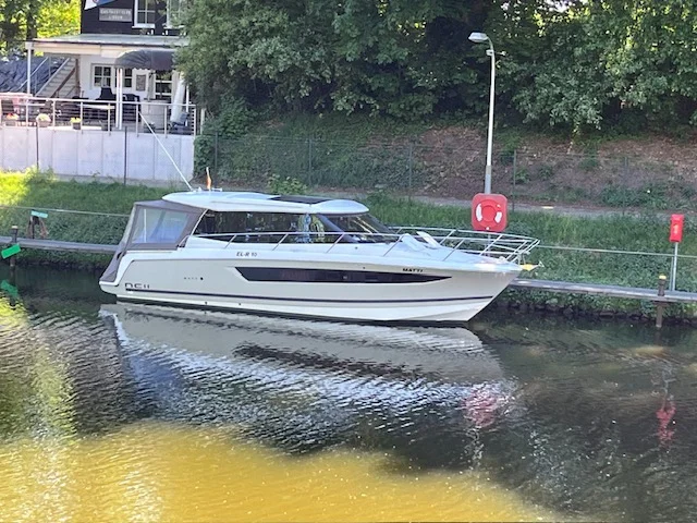 BoatPhoto.alt