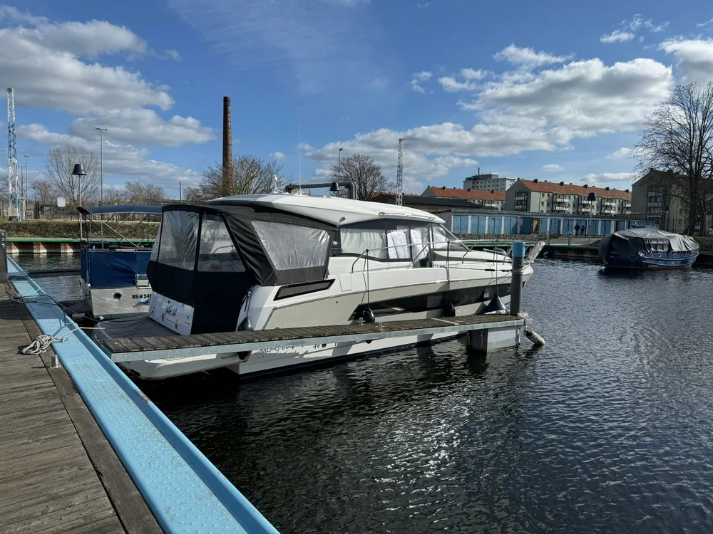 BoatPhoto.alt